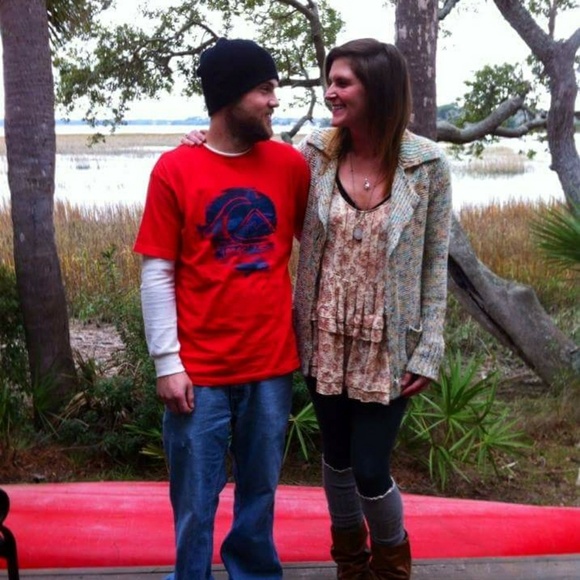 Your posher, Angie 😊🌈 - Picture 2 of 6